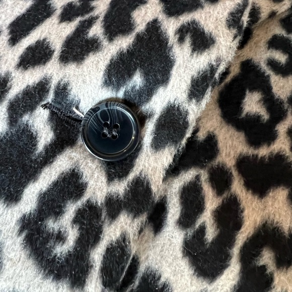 Leopard print faux fur swing coat by Lane Bryant, Size 18 - Picture 9 of 9